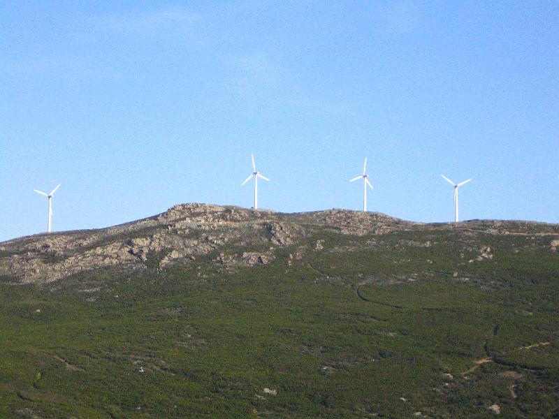 IMG_6408.JPG - J+3 : éoliennes sur le Cap Corse